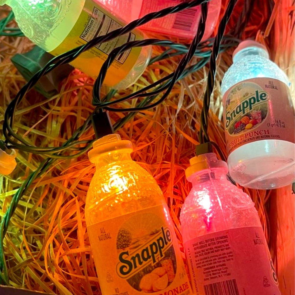NIB VTG 90s Snapple Holiday Kitschy Christmas Lights Nickelodeon